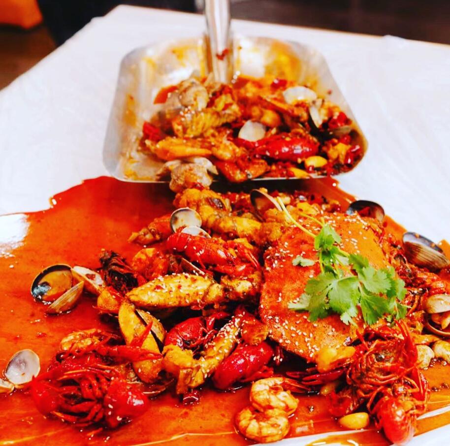 🔥 Experience Chinese-style Captain Boil Seafood at TWX! 🌊🦀🍤#RichmondBC #FoodieParadise #FriendsAndFamily #SeafoodLovers #RichmondBCEats #FoodAdventures  #TasteOfRichmond #RichmondFood #VancouverFood #RichmondEAT #VancouverEAT #yvrfoodie #vancouverfoodie #captainsboil