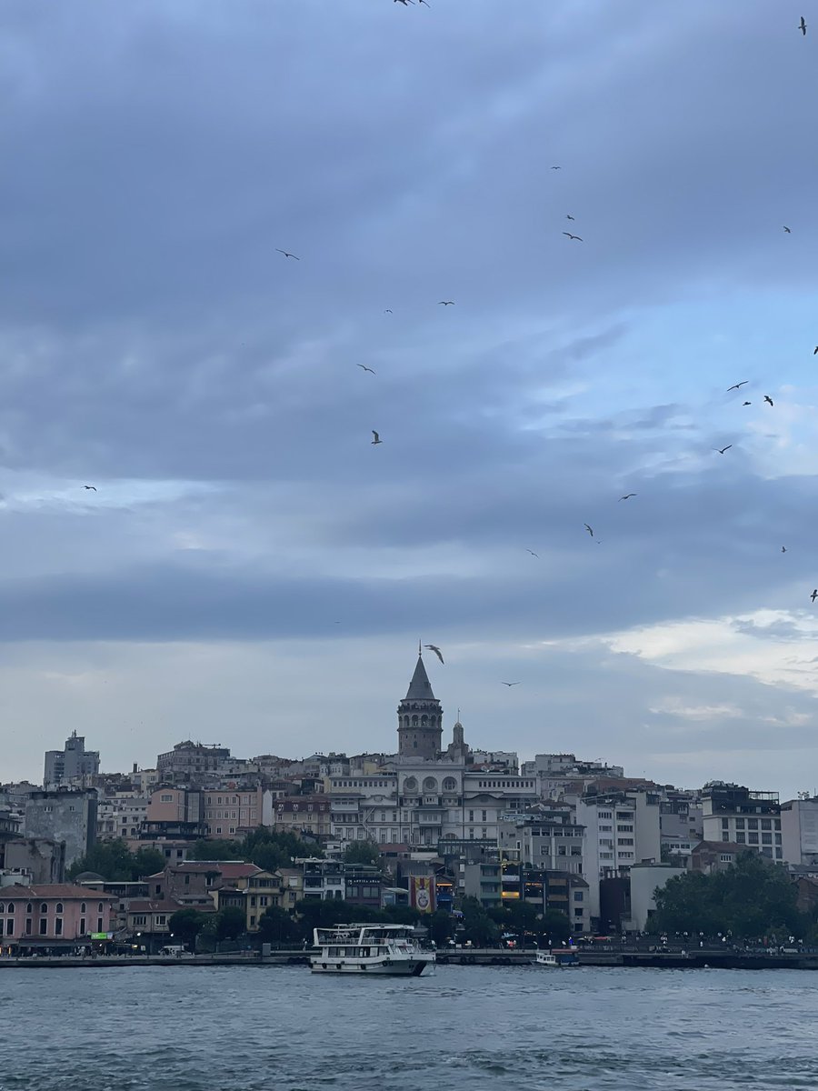 Yarım kalanlarda…
                                                 #İstanbul