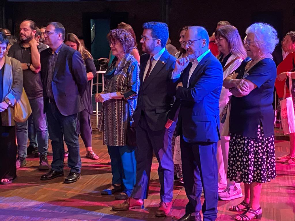 carlescampuzano's tweet photo. Avui amb el president @perearagones i una bona colla del @govern hem participat als #20AnysTaula; la @Taula3sector ha estat fonamental en els  avenços socials d’aquest país i les més de 3000 entitats del Tercer Sector que aplega són un formidable capital social. Moltes gràcies! https://t.co/Zvg8f961hU