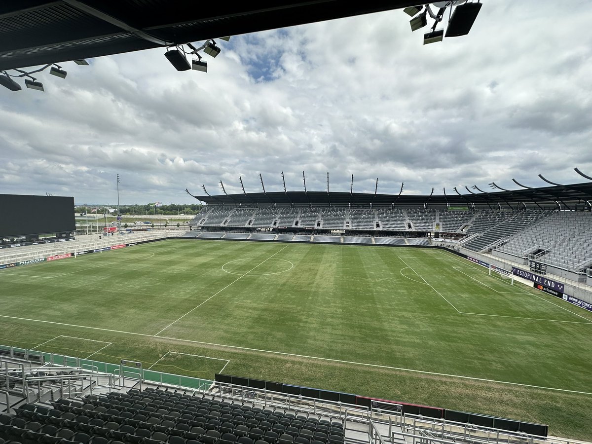 Manuel Veth tweet media