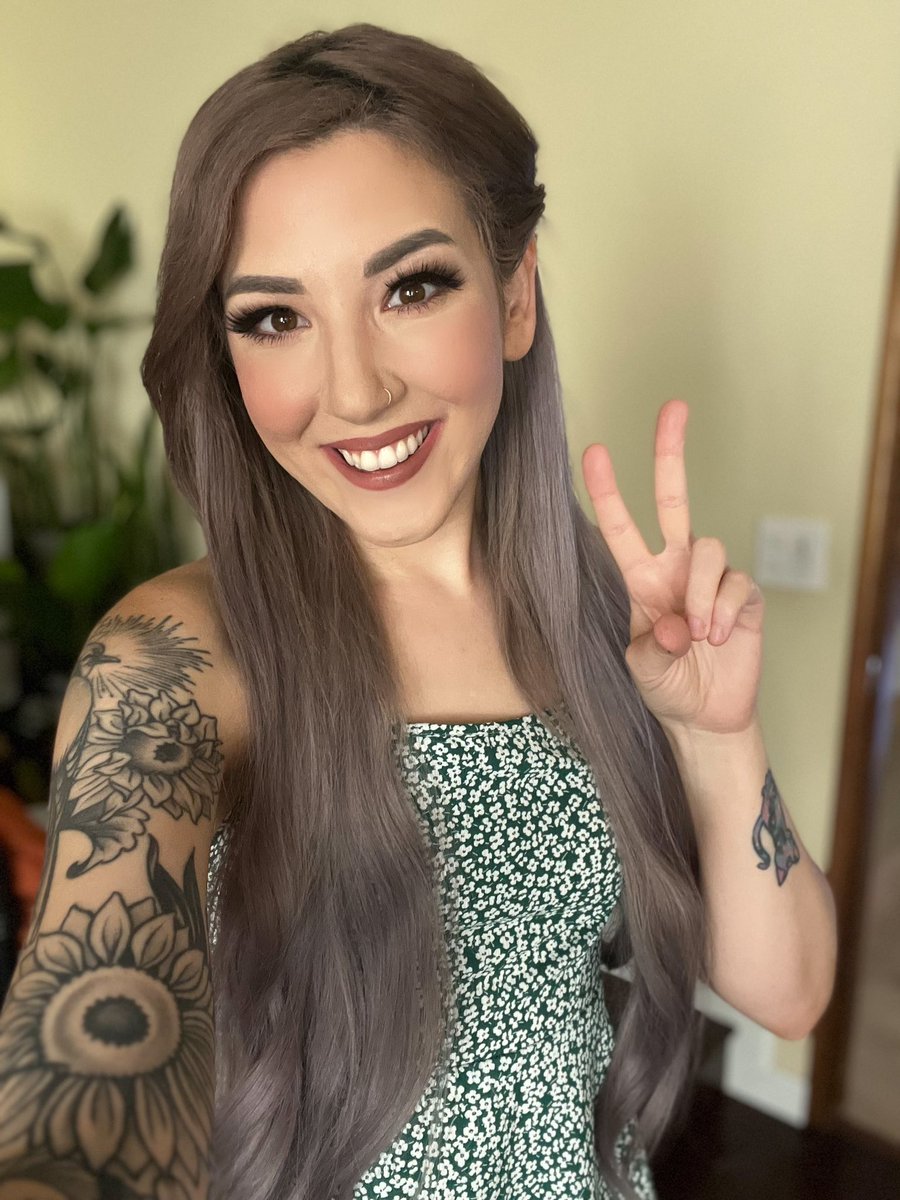 xxBrandy 🪴 on Twitter: "Smile thread 🥰🙃"