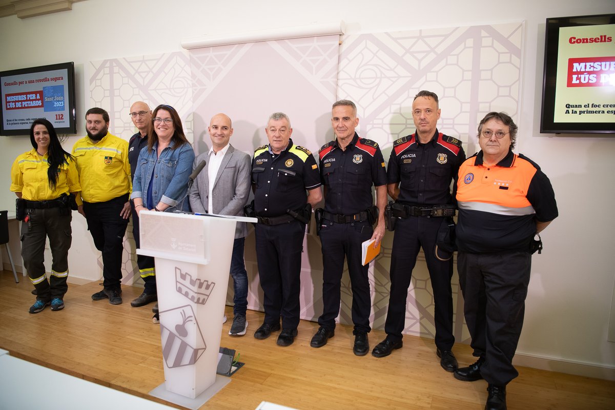 🔊 ÀUDIO #NotíciesVespre

🔺Més agents de <a href="/PoliciaSabadell/">Policia Sabadell</a> i <a href="/mossos/">Mossos</a>, <a href="/bomberscat/">Bombers</a> i <a href="/Adf247Sabadell/">ADF SABADELL</a>  per afrontar la revetlla de Sant Joan
🔺Creixen els casos d'esclerosis múltiple diagnosticats al <a href="/parctauli/">Consorci Corporació Sanitària Parc Taulí</a> 
🔺64 places per refugiats a #Sabadell 

▶️bit.ly/NVP200623