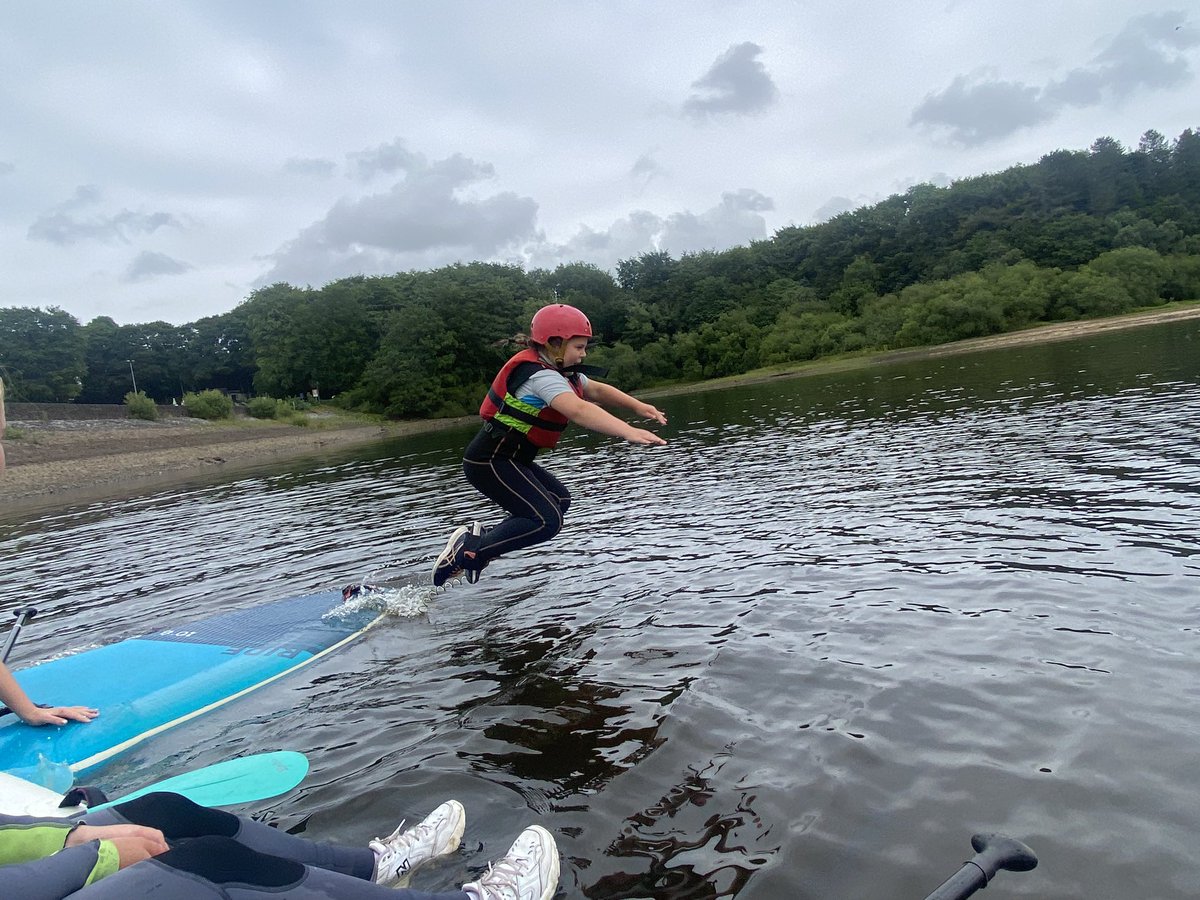 MissHopkinsAVPS's tweet photo. We love paddleboarding! @AbbeyVillagePS @AndertonCentre https://t.co/BVRAuu9Epc