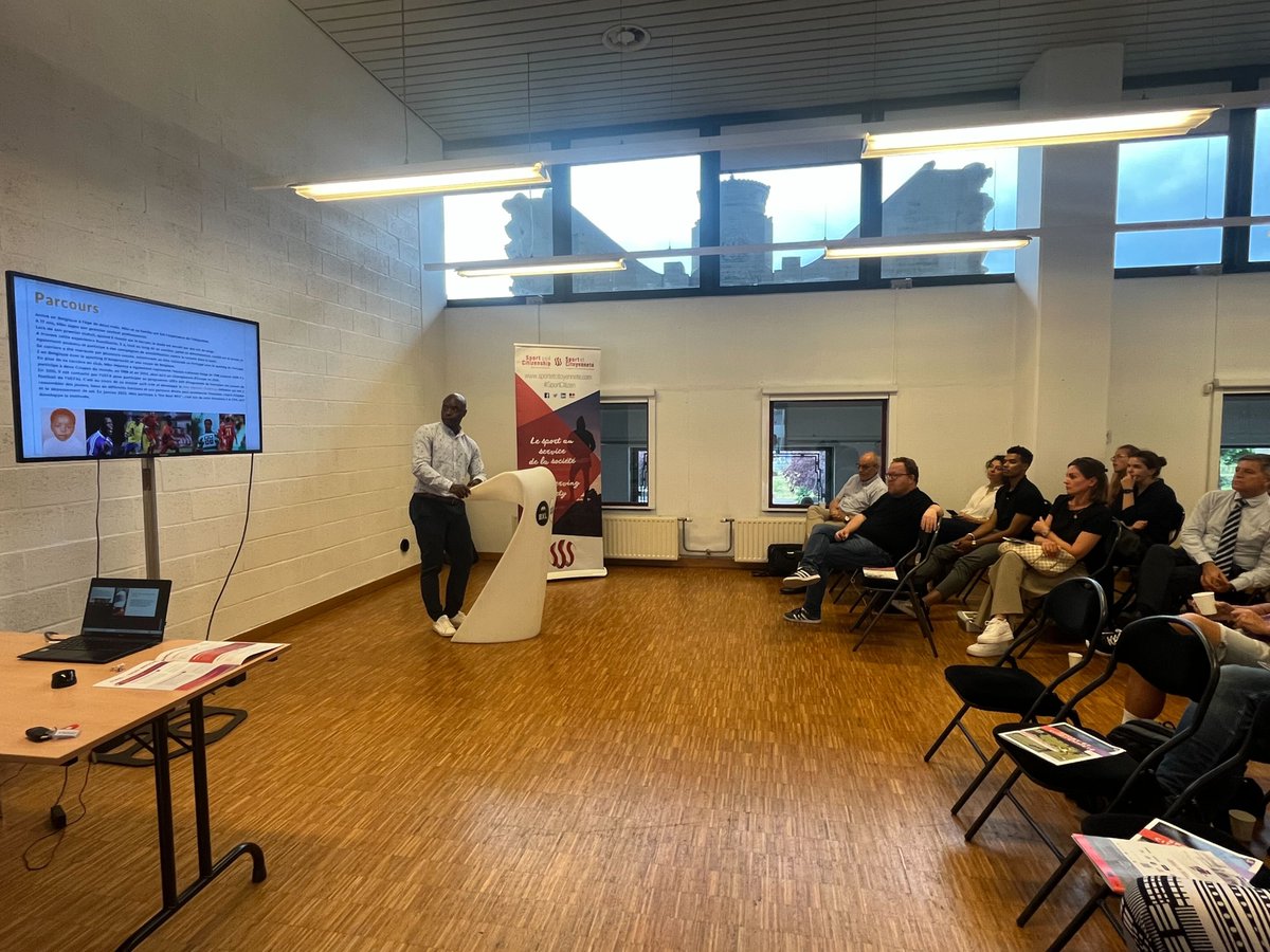 🗨️"Nous avons fait un partenariat avec une maison d’édition et développé un ouvrage pour sensibiliser les publics scolaires pour sensibiliser et éduquer face aux discriminations dans le sport"