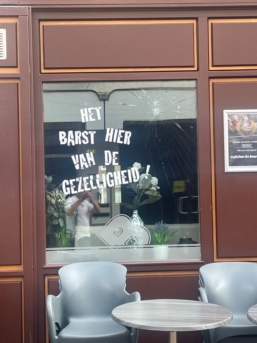“Gouden” reactie van caféhouder nav vernielingen #hardenberg