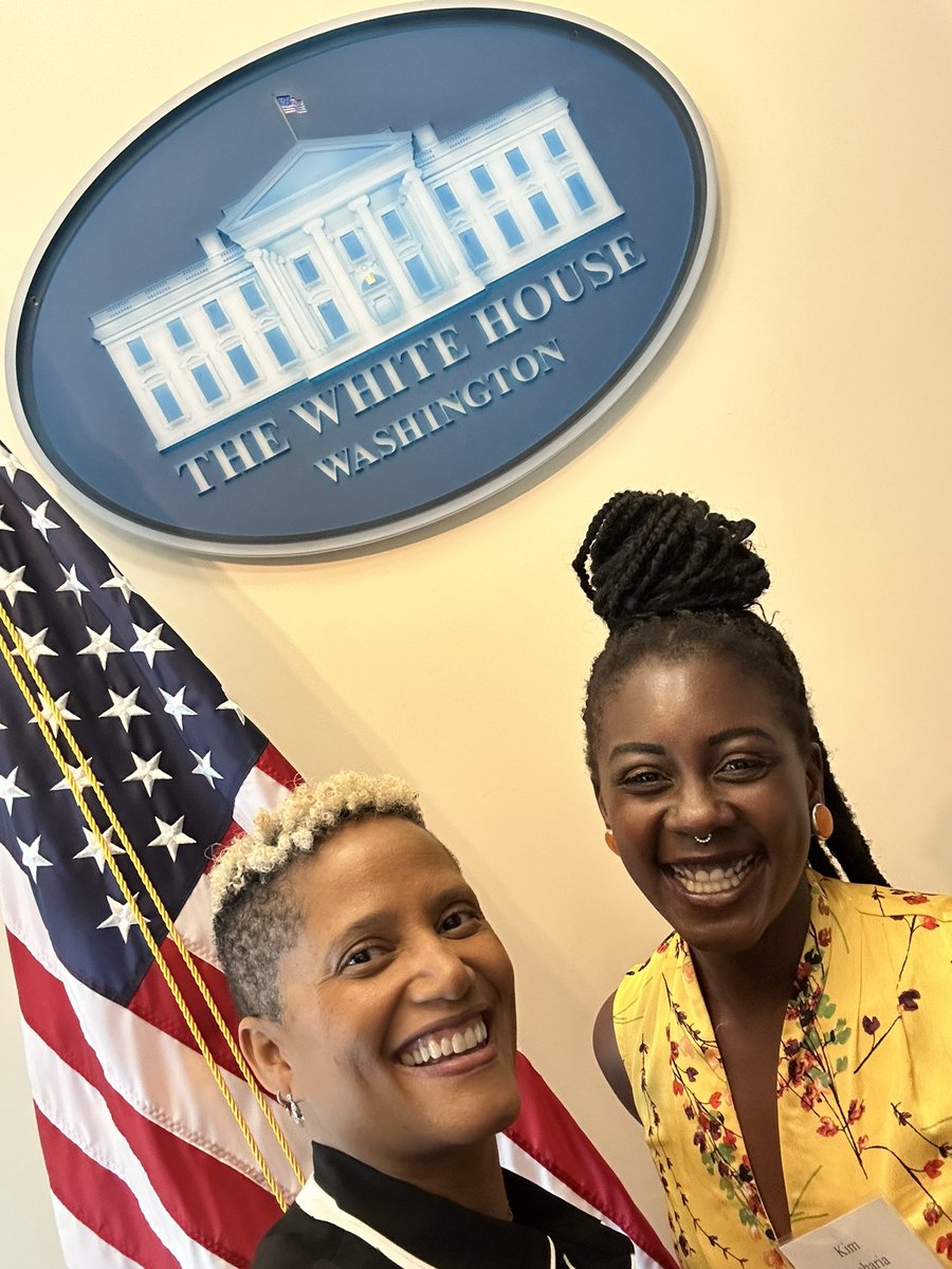 It’s #BlackSpaceWeek and I am at the <a href="/WhiteHouse/">The White House</a> with the Artemis generation inspiring the next generation of Moon walkers!! #NASA #Artemis #Space2inspire 👩🏾‍🚀🚀🌎

<a href="/SeeSydSoar/">Sydney Hamilton | STEM Advocate</a> <a href="/Galactic_Kim/">Kim Macharia</a> <a href="/ravenscimaven/">Dr. Raven the Science Maven</a> <a href="/astronaia/">bugatti spaceships 🚀👩🏾‍🚀🇵🇸🇨🇩🇸🇩</a> <a href="/Dr_Gamble21/">🇵🇦Dr. Ronald Gamble | Theoretical Astrophysicist</a>