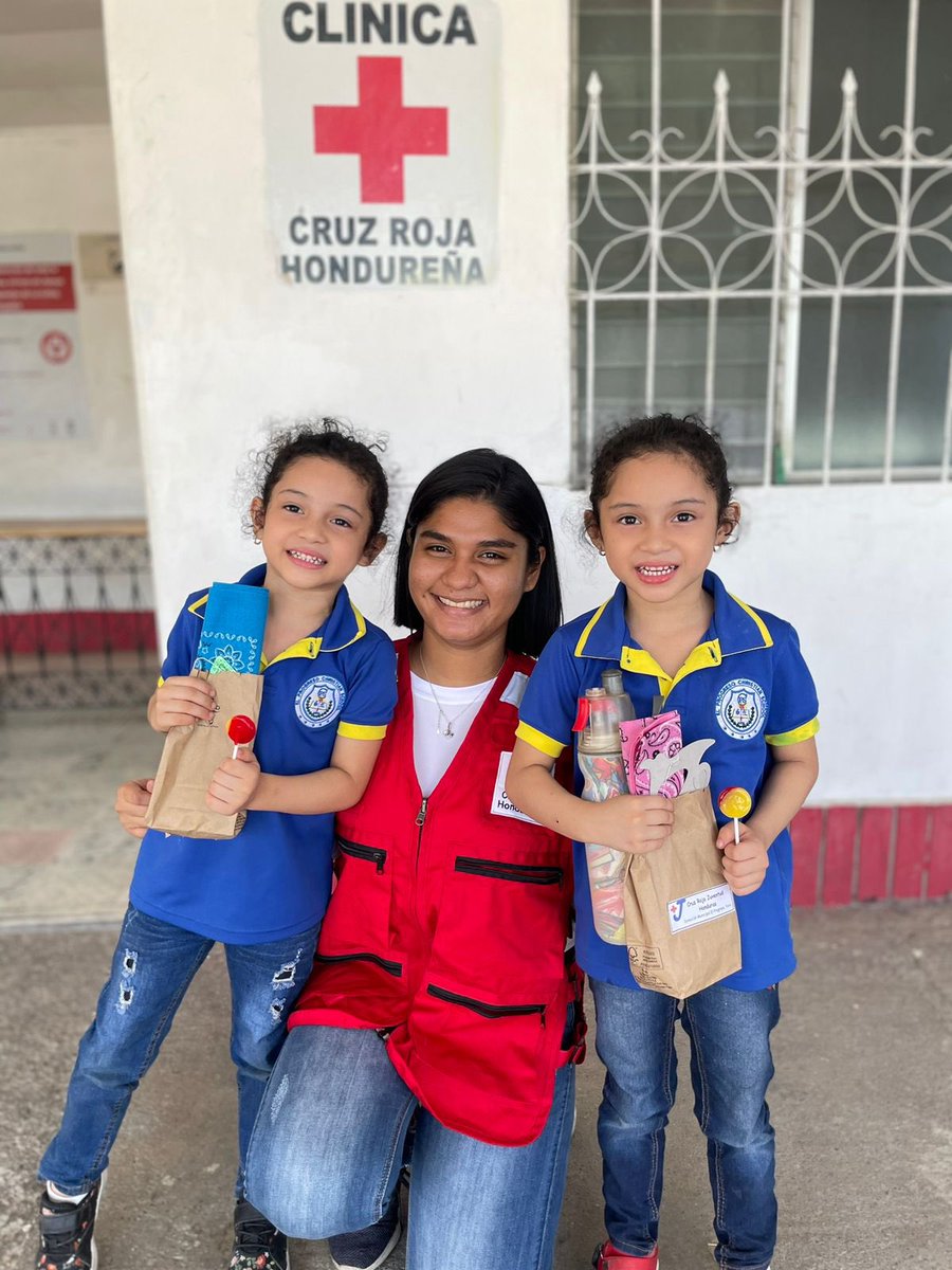 CRH_ElProgreso's tweet image. #Juventud recibieron una visita en nuestro Consejo Municipal de los niños de Preescolar de la escuela #ElProgresoChristianSchool en la cual explicamos sobre que es la Cruz Roja Hondureña, su historia, visión y misión.
@IFRC_es @CICR_DRMX