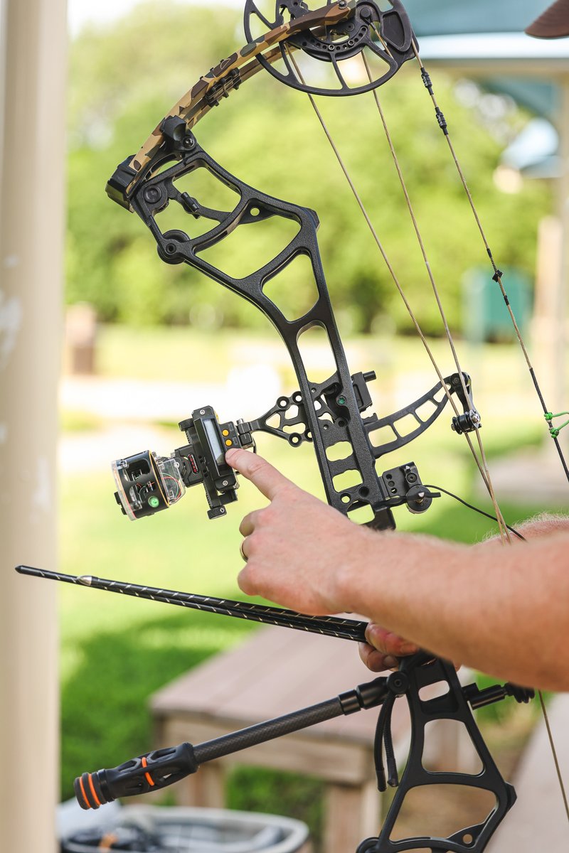 trophyridge's tweet photo. Digital React Sights provide storage for 5 unique profiles, allowing you to fine-tune your aim based on your specific arrow and bow setup! 

#trophyridge #toolsbowhunterstrust #digitalreact #bowsight #bowhunting #bowhunter #archery #archer https://t.co/ZAVxYS3eA9