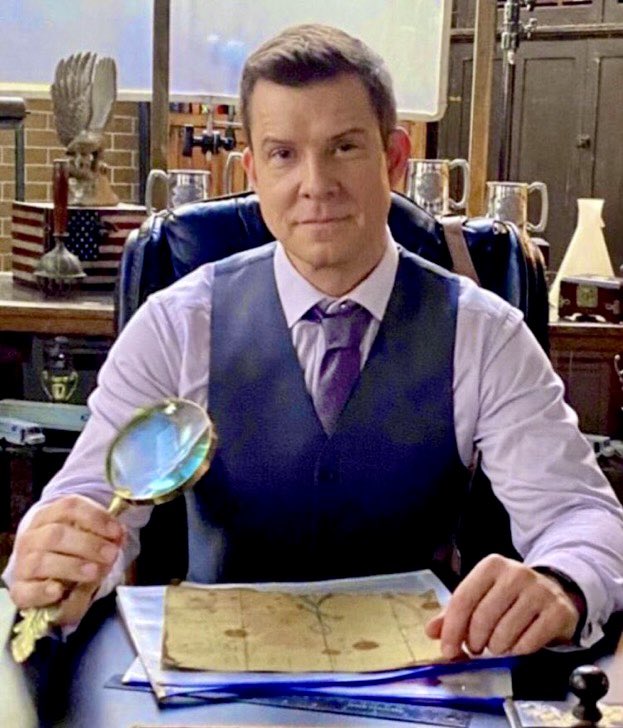@hallmarkmovie How about this emoji 💌 or this one 🕵️‍♂️ ? Then the first Hallmark Mystery we would think of would be #SignedSealedDelivered It’s the best mystery series you’ve got so feel free to make that multi movie renewal announcement whenever you like  #POstables are standing by. #RenewSSD