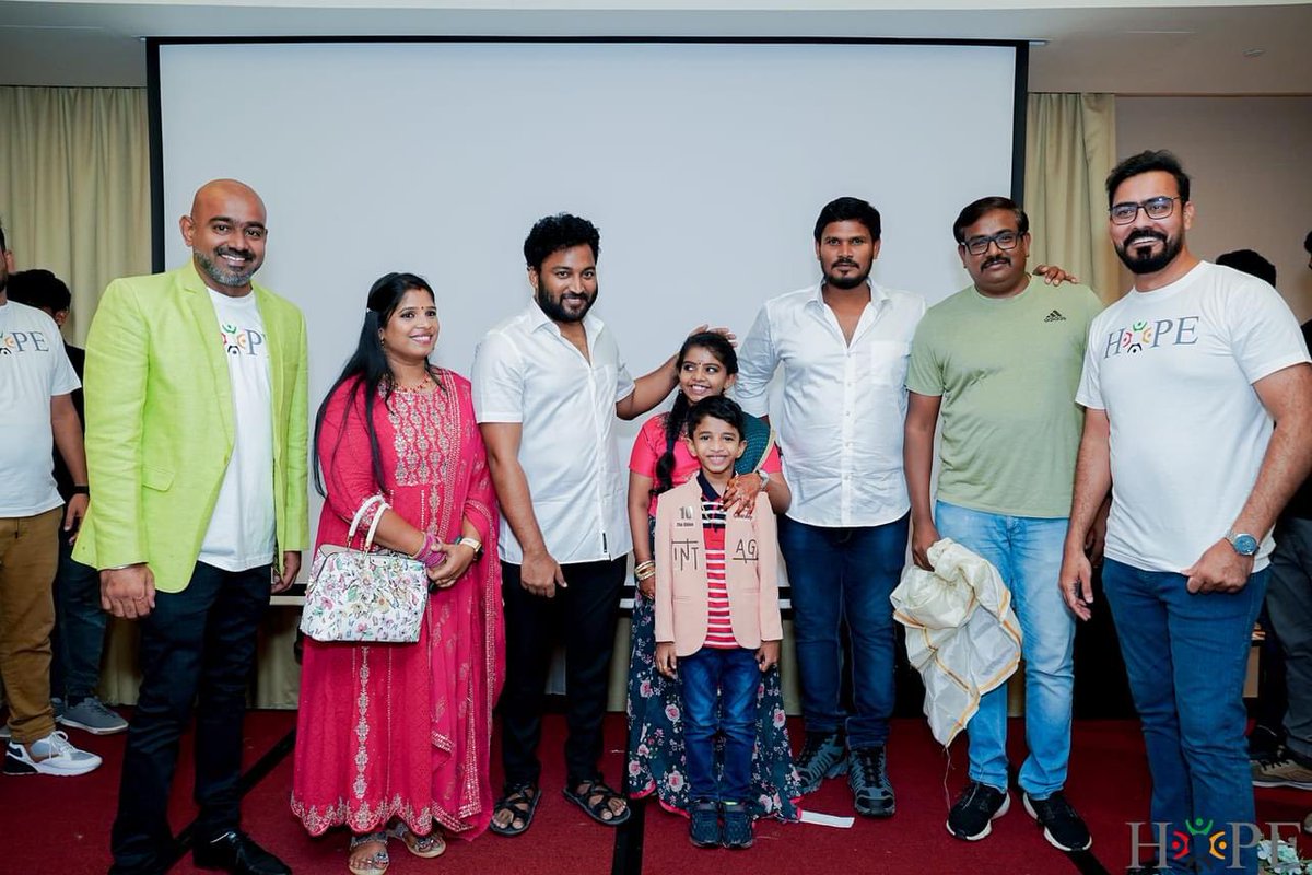PriyeshSoundra's tweet photo. HOPE launch event-Dubai🔥🔥🔥
Congratulations #Hopeteam!!
@RVikraman @Kausarbaig Keep rising and inspiring. Be a blessing to more people❤️🌟🙌
p.s. Photographer nambhe #Vikku rasigar ninnaikiren🤪 https://t.co/Oe0zZyvVQ7