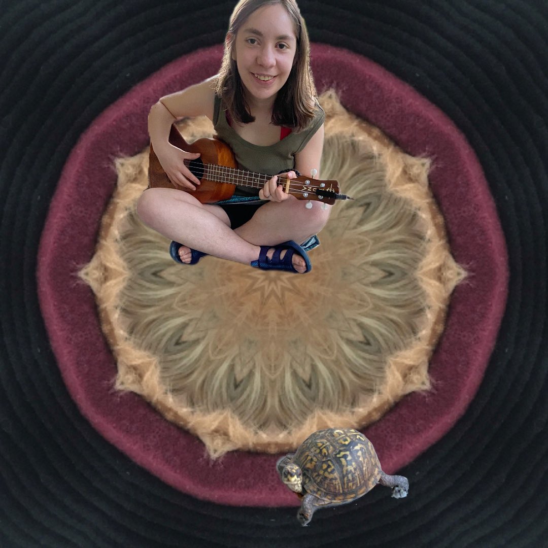 TheCreativeLinz tweet picture