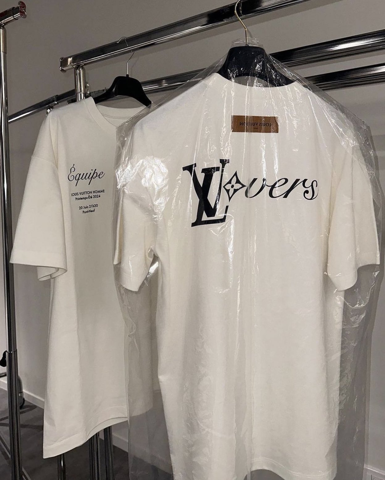 LOUIS VUITTON T-SHIRT