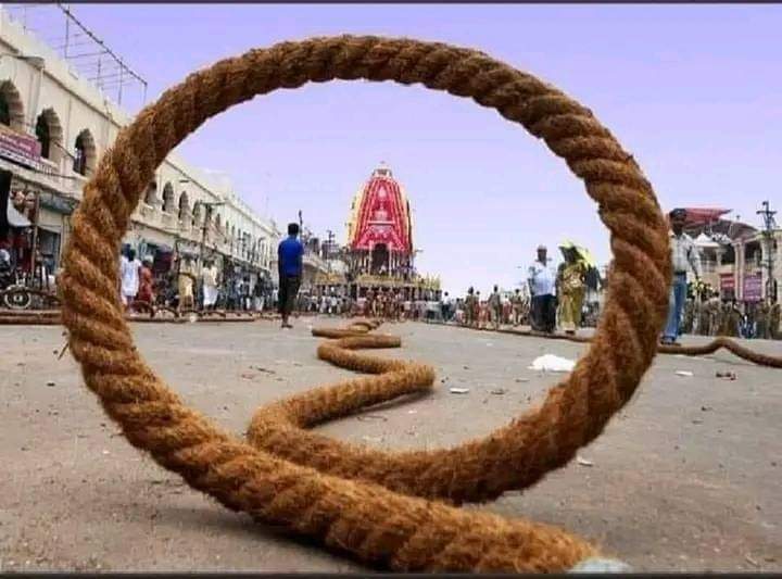 GuptaSocial's tweet photo. रथ की रस्सी अपने हाथ में पकड़ो!

भगवान जगन्नाथ हमारी डोर पकड़ेंगे .!!

#जय #जगन्नाथ 🙏🚩 https://t.co/Ztxk7Y12Fy