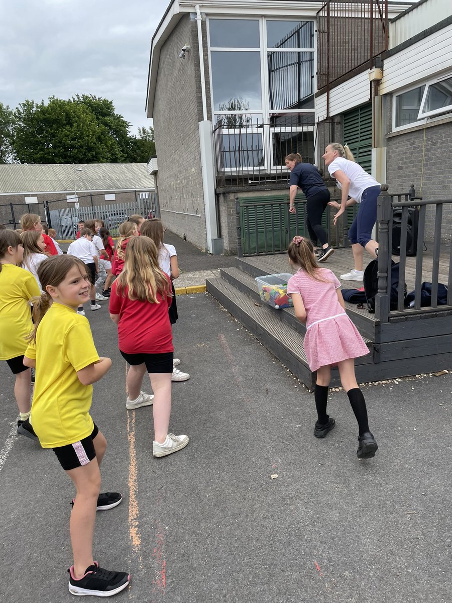 treuchafprimary (@treuchafprimary) on Twitter photo Thank you to <a href="/PenyrheolLC/">Penyrheol Leisure Centre</a> for dancing and exercising with us this afternoon for our Sport & Fitness fortnight โน๏ธโโ๏ธ๐คพ๐งโโ๏ธ๐ดโโ๏ธ๐
Diolch Emma & Kath! Thank you to <a href="/PenyrheolLC/">Penyrheol Leisure Centre</a> for dancing and exercising with us this afternoon for our Sport & Fitness fortnight โน๏ธโโ๏ธ๐คพ๐งโโ๏ธ๐ดโโ๏ธ๐
Diolch Emma & Kath!