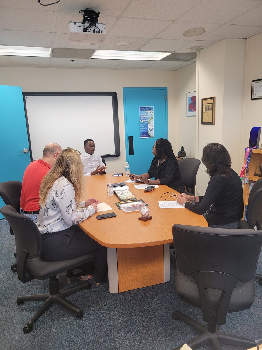 MDCPS_MHS's tweet photo. Excited to welcome our student intern, Mr. Jean-Pierre from @nmbhigh for the summer. A win/win for all of us! #ProjectREDI @SuptDotres @LDIAZ_CAO @mdcps_profdev https://t.co/y2azZ4rYgg