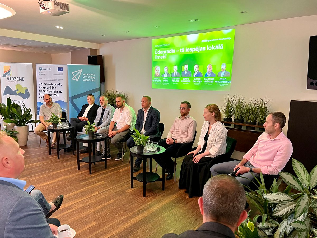 H2Latvia's tweet photo. #Energoefektivitātesnedēļa2023 ietvaros piedalījāmies “#Ūdeņradis – tā iespējas lokālā līmenī”, kur dalījāmies ar #BalticSeaH2 projekta mērķiem, plāniem un paveikto, kā arī iepazinām nozares pārstāvju idejas, realizācijas un nākotnes vīzijas!
#h2latvia #newh https://t.co/2FjpO867ux
