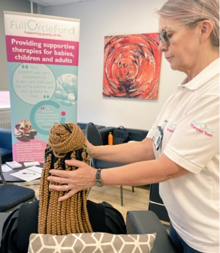 FullCircle_Fund's tweet photo. Congratulations #TeamStGeorges @PmpRed @docesr @StGeorgesTrust
Privileged to support this fab celebration with 2 excellent #FullCircleTeam Mel & Teresa from our award winning #connectingreikiwithmedicineproject #CRWM
📸 supporting #SCD #thalassemia #NHS
#WorldSickleCellDay https://t.co/TO2a4QVyOw