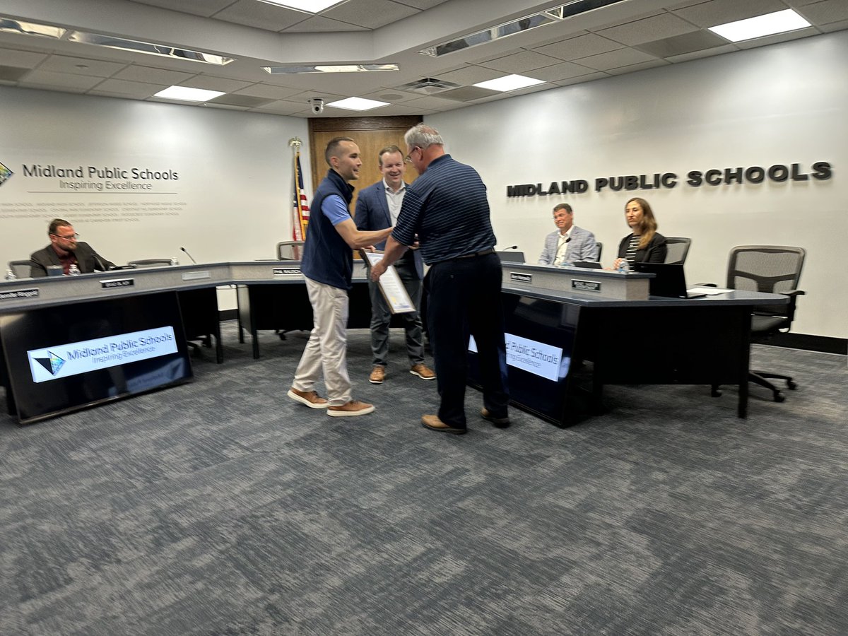 Bill G. Schuette tweet media