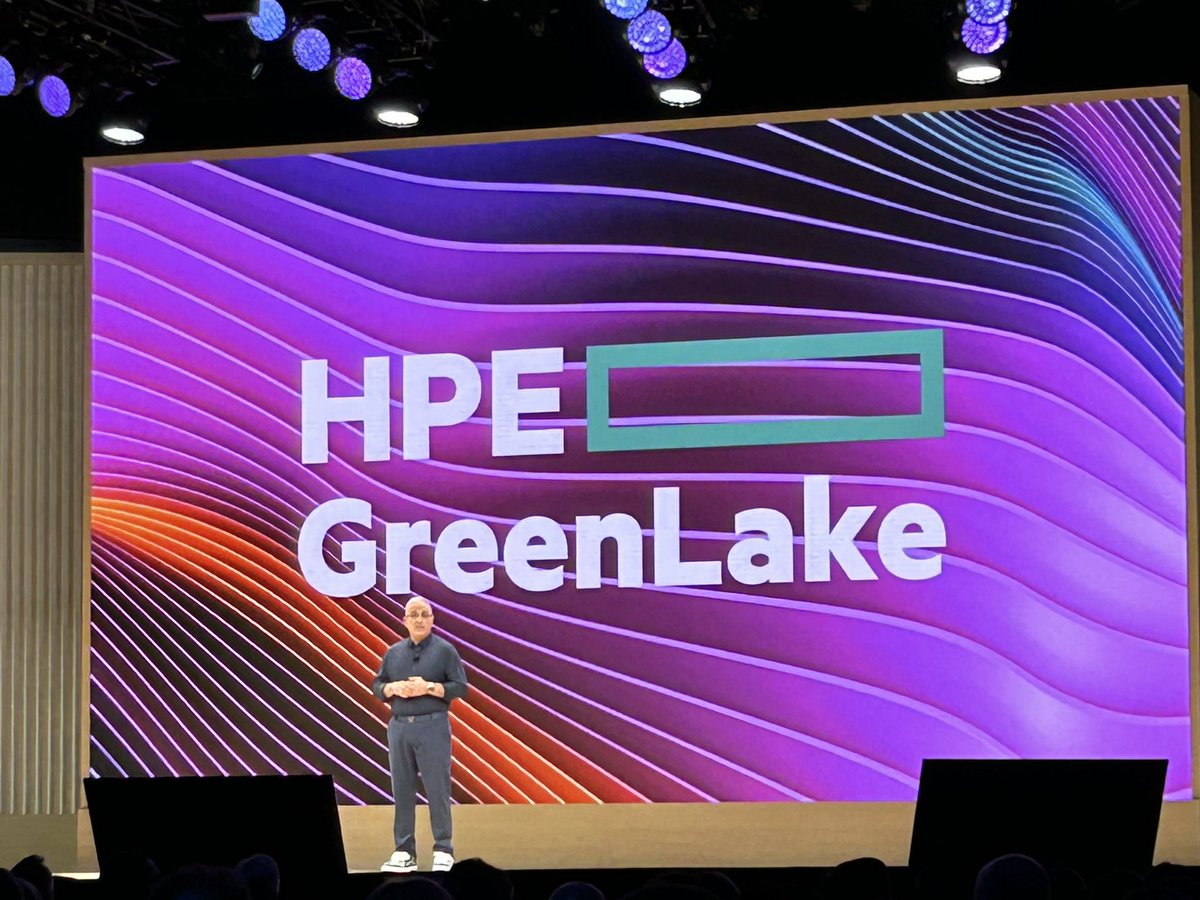 dvellante's tweet photo. As an acquirer the former HP had many high profile failures - @HPE has actually been a sharp & prudent acquirer. Aruba has been a grand slam (before Antonio was CEO but he was involved), Cray gives HPE differentiation. 4 acquisitions this year in AIOps, AI tools, security & 5G private networks #hpediscover