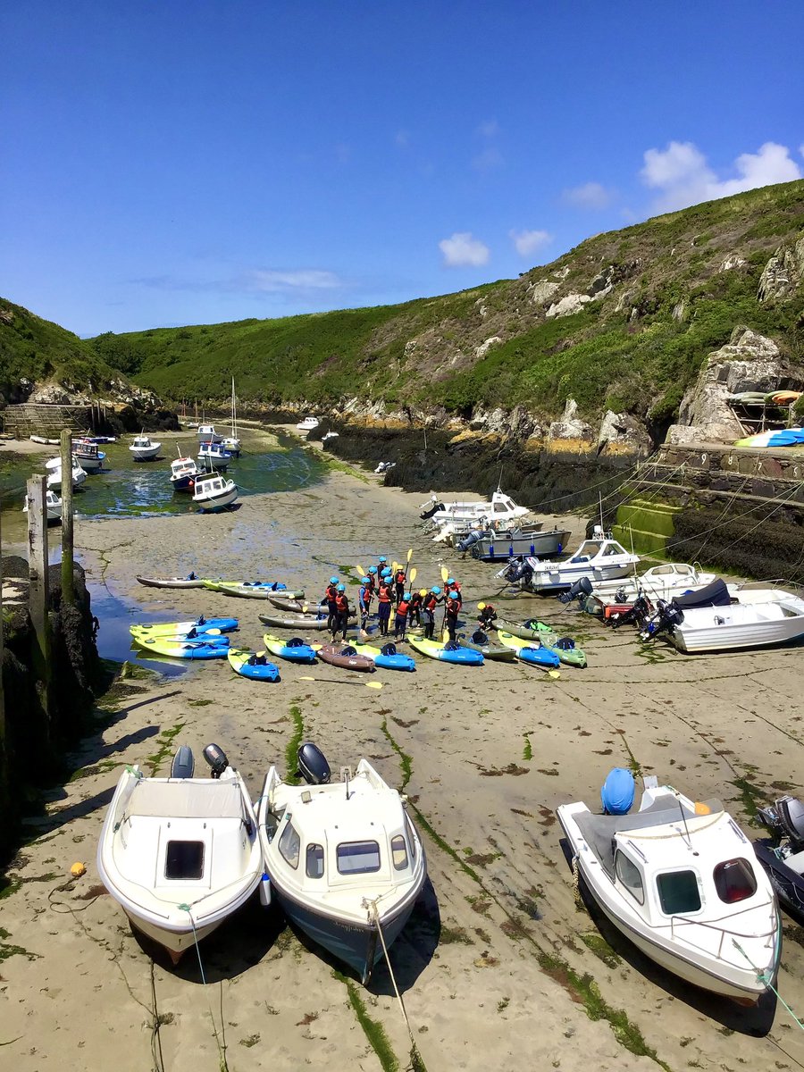 _Ludgrove's tweet photo. South Wales or the South of France?! What amazing waters and coastline the Top Year boys have been exploring today on their Leavers Trip. Lucky boys!🤩🏴󠁧󠁢󠁷󠁬󠁳󠁿 #leaverstrip #year8 #kayaking #southwales #luckyboys #coastline #prepschool https://t.co/j8D4yq7Wm1