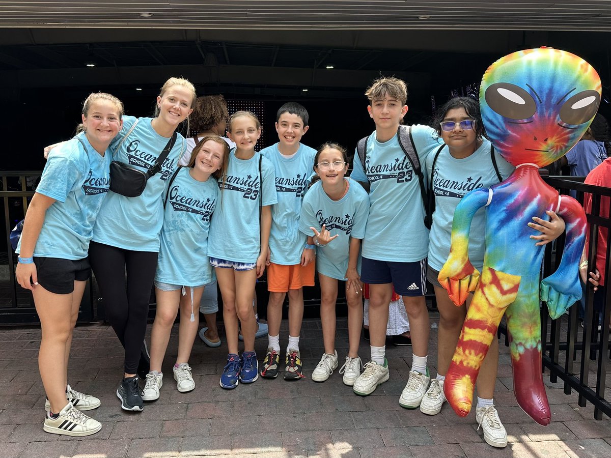 MrsBruno35's tweet photo. @OSchool4 @AdventurelandLI #sch4sixthgradeday https://t.co/EMD9XsAgXx