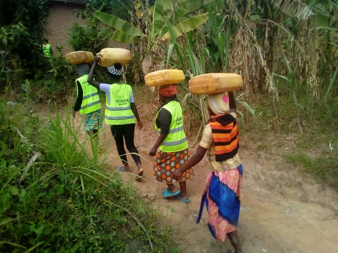 nyc_gakenke's tweet image. Uyumunsi mu murenge wa #mataba @GakenkeDistrict urubyiruko twakoze umuganda wo kubumba amatafari tugiye kuzubakiramo umuntu utishoboye #inzu
@MiniYouthRwanda @RwandaLocalGov @RwandaYouth @RwandaNorth @SolangeTetero @Muzeturwubake