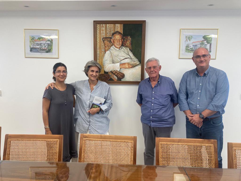 Marie-Pierre Nicollet (@mapie1nicollet) on Twitter photo 18 lits pour l’accueil médicalisé de personnes sans domicile fixe : un projet financé par l’<a href="/AFD_France/">Agence Française de #Développement (AFD) 🇫🇷 🇪🇺</a> qui nous fait chaud au cœur et s’inscrit dans la magnifique histoire du père Etienne Grienenberger à la Réunion 🇷🇪 18 lits pour l’accueil médicalisé de personnes sans domicile fixe : un projet financé par l’<a href="/AFD_France/">Agence Française de #Développement (AFD) 🇫🇷 🇪🇺</a> qui nous fait chaud au cœur et s’inscrit dans la magnifique histoire du père Etienne Grienenberger à la Réunion 🇷🇪