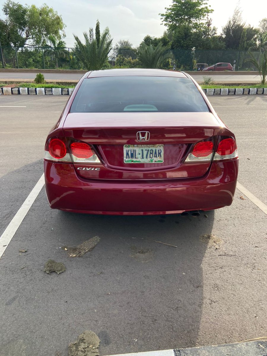 HONDA CIVIC IROBOT
2009 MODEL 
AC 🥶 
Price: 💰2.1M
Commission: 100k
Location:📍KADUNA
☎️ Haathim: 07032652699