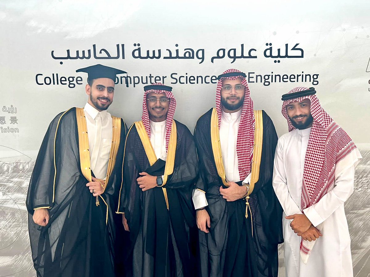 عبدالعزيز tweet media