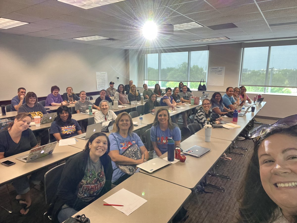 Presented at #AATIInstitute #MISDAAGT on “WICOR boards for all”. Grateful for this opportunity to learn with and share with educators. #teacherssupportteachers #theteacherteacher #ThisIsAVID