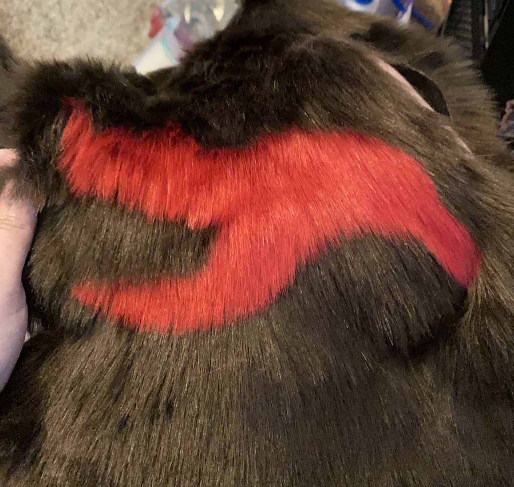 Drag0nDream's tweet photo. The start of re-doing stripes on my personal body suit! https://t.co/50lwJc06af