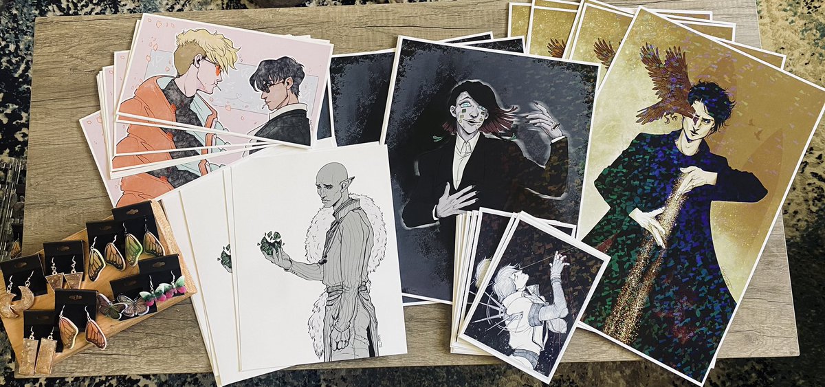 LittleLadyFish's tweet image. Shiny new prints for #AnimeOasis! 
#TRIGUNSTAMPEDE #dragonage #Sandman #DemonSlayer