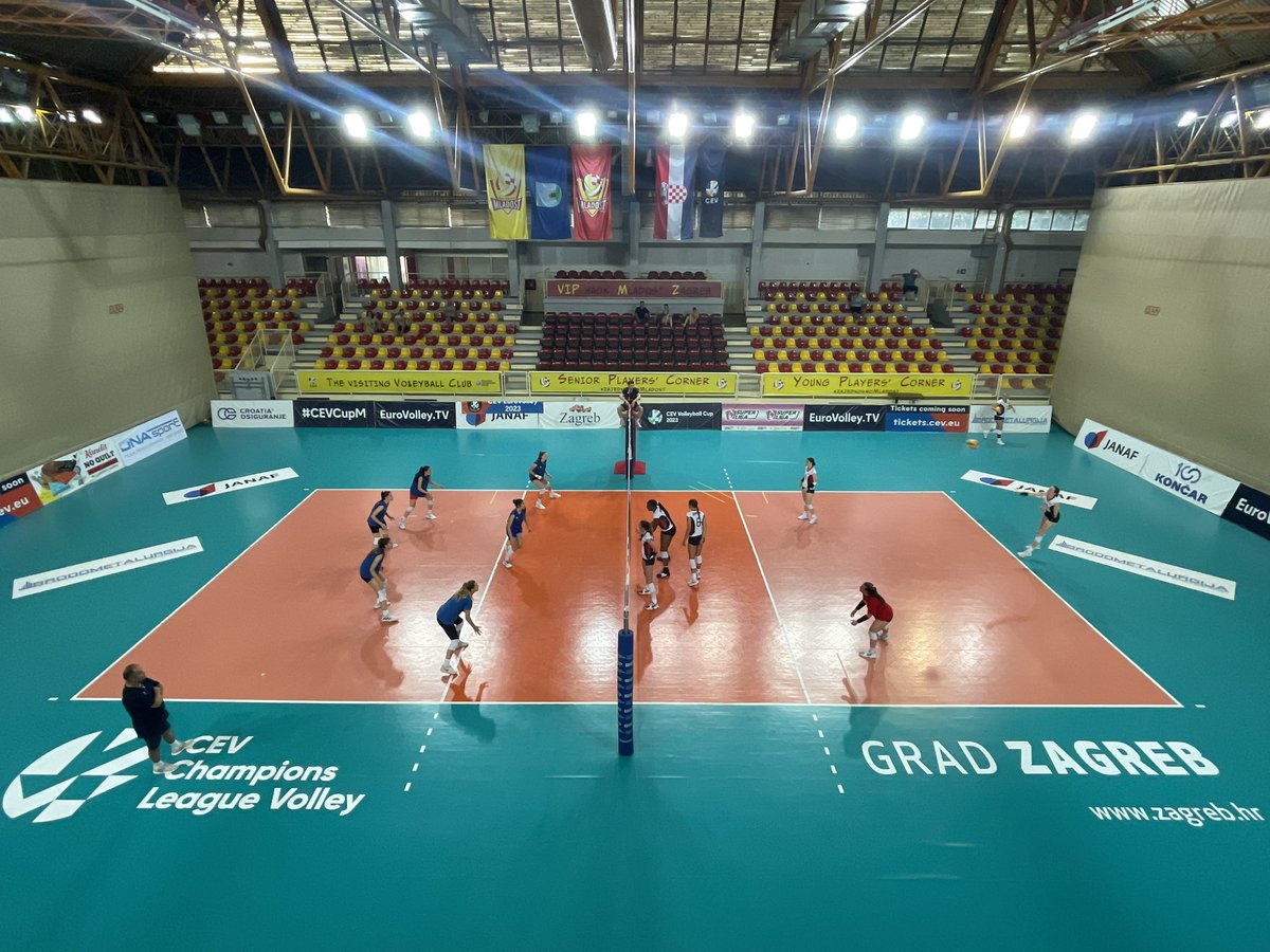 jdkmann's tweet photo. Pretty cool experience. Watching @MSUDenverVB compete around the world. Today it’s vs. the Croatian U17 team. #RoadrunnersVBEuroTrip https://t.co/p6jw3Jjl3a