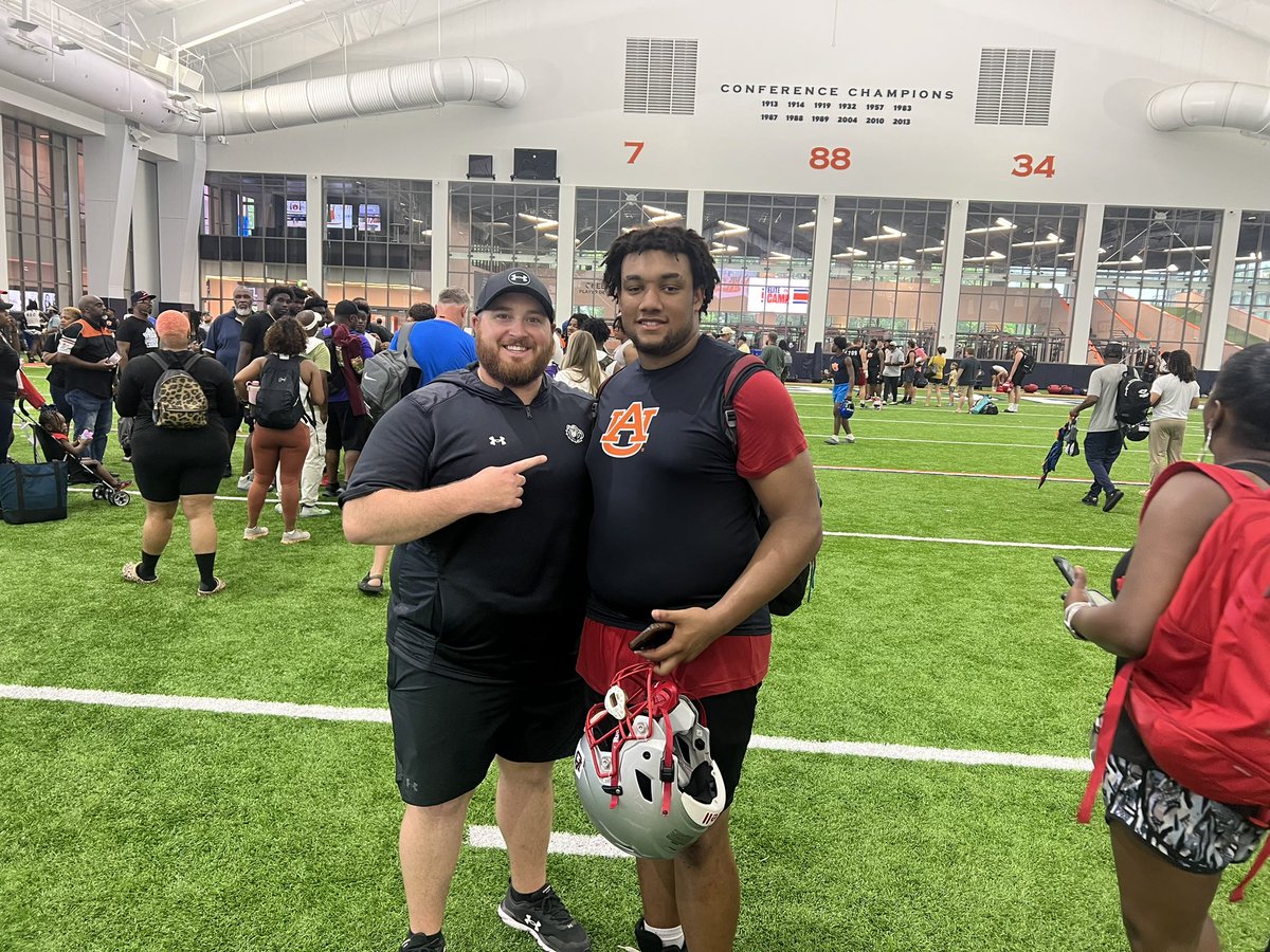 #AGTG After a conversation with <a href="/CoachFraney/">Nick Franey</a> I am happy to say that I have received an 🅾️ffer from Gardner Webb University ‼️
<a href="/PlayBookAthlete/">PLAYBOOK ATHLETE</a> <a href="/HallTechSports1/">Hall-Tech Sports</a> <a href="/tjkelly17/">Jeff Kelly</a> <a href="/damehova9/">Damon Simmons</a> <a href="/DexPreps/">DexPreps</a> <a href="/DownSouthFb1/">Down South</a> <a href="/CFBTalkDaily/">CFBTalkDaily</a>