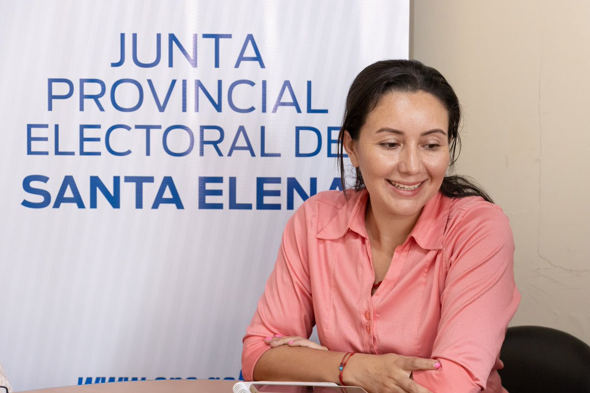 CNE_StaElena's tweet photo. 📍AHORA | En Sesión Ordinaria No. 0️⃣2️⃣ de la #JPE de Santa Elena, con 4 votos a favor y una abstención, se designó a Ibette Mejía Salinas como vicepresidenta de este cuerpo colegiado de carácter temporal. 

#EleccionesAnticipadas2023Ec 🇪🇨 https://t.co/15vg66bn34