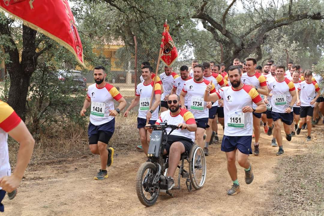 Hoy se ha celebrado la Carrera Solidaria SABOYANA 23, organizada por la Asociacion Hidtorico-cultural Tercio Viejo de Saboya  y que ha contado con más de 1300  participantes en todas las categorías. Objetivo cumplido !!!
¡EN VALOR EL PRIMERO!
#BrigadaExtremadura