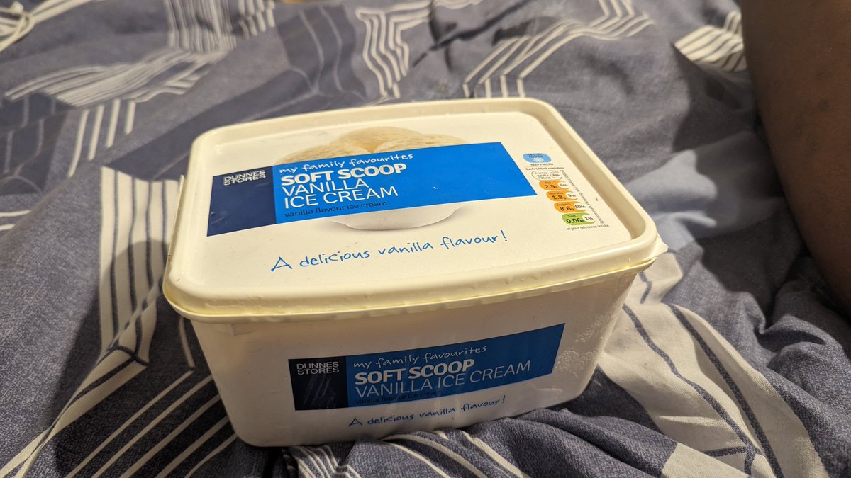 _mistermyke's tweet photo. Schrodinger's bowl: is it Ice cream, or Egusi soup? https://t.co/jCbcLQm9aB