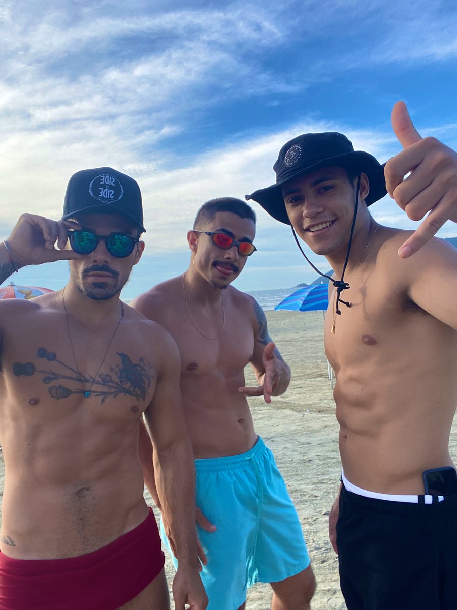 Marcusoliveiraw's tweet photo. Confesión: Me he portado un poco mal hoy, y probablemente merezco un castigo. Si tan solo hubiera alguien para hacerlo. . . https://t.co/0VVk1iCJL8