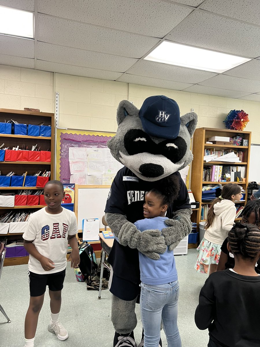 I had a blast at the Education Program visit at Balmville Elementary in Newburgh 🦝