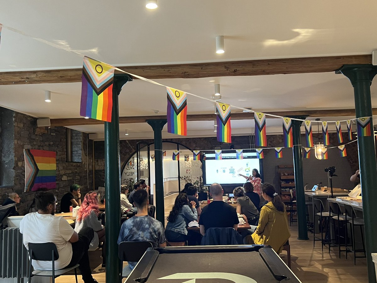 PyLadiesDub tweet media