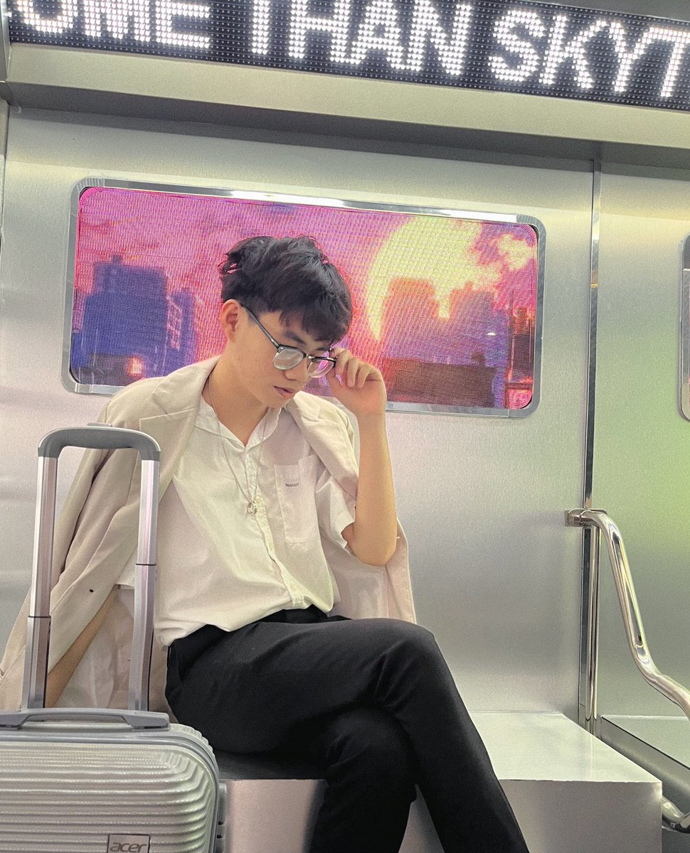 minhh_v's tweet photo. Sn bạn Ngân mà ai cũn chiến đét https://t.co/Jra5XOC9Xn