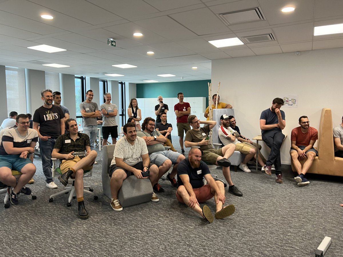 tpierrain's tweet photo. And our regular Power point karaoke 😂 to end this great #unconf at #Agicap https://t.co/wqCH7OkmBA