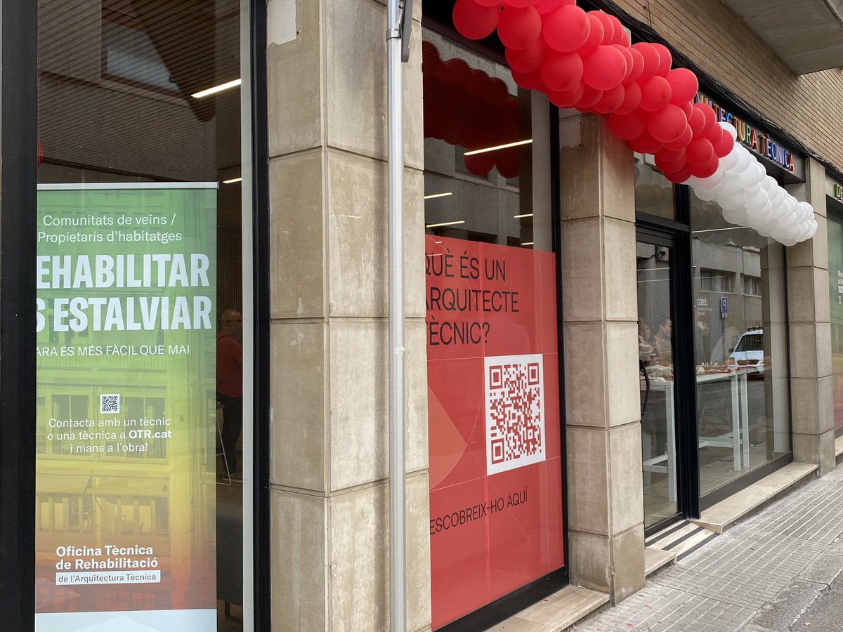 VilafrancaAj's tweet photo. 🗣️ @FRomeroGamarra : “Em fa molta il·lusió aquest acte, el primer on assisteixo com alcalde, perquè la nova seu dona visibilitat i proximitat al col·legi. Hem de continuar treballant i tota col·laboració serà benvinguda. Enhorabona per aquestes instal·lacions” https://t.co/SySgkHnewI