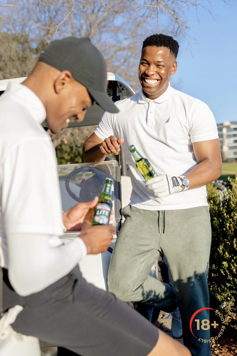 AnelePapu's tweet photo. We stepped out to catch some winter sun and ease back into a balanced Lifestyle @castlelitesa #ItsALiteStyle https://t.co/3KGCbLXiwO