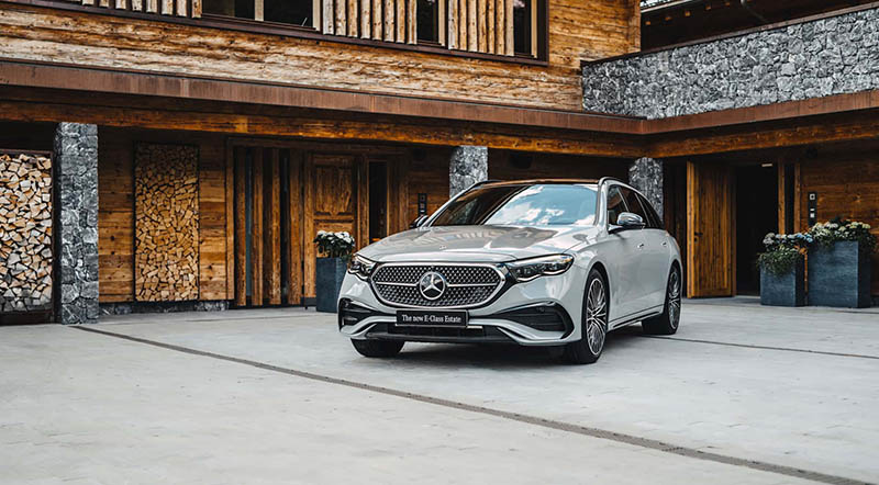 motoraty's tweet photo. Mercedes Unveils E-Class Estate – An Elegant SUV Substitute
https://t.co/JL8rd6m4Mn https://t.co/jcqJ3NT9Vk