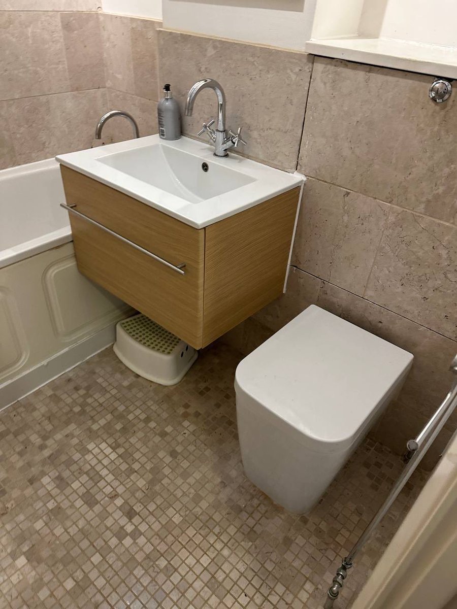CityViewM's tweet photo. ✅ Supplied and installed new toilet cisten #SE3 #maintenance #propertymanagement #propertymanager #london #reactivemaintenance https://t.co/iPOTBsjEDG