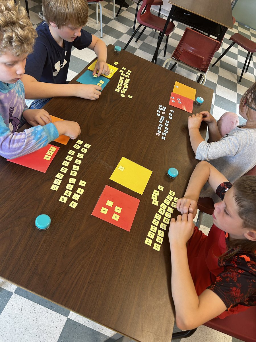 Today 3J Ss <a href="/BerwickSchool/">Berwick School</a> had <a href="/DalhousieU/">Dalhousie University</a> math students to challenge their math thinking! Can you add numbers to the box without making the box explode? #mathpuzzle #mentalmath <a href="/AVRCE_NS/">Annapolis Valley Regional Centre for Education</a>