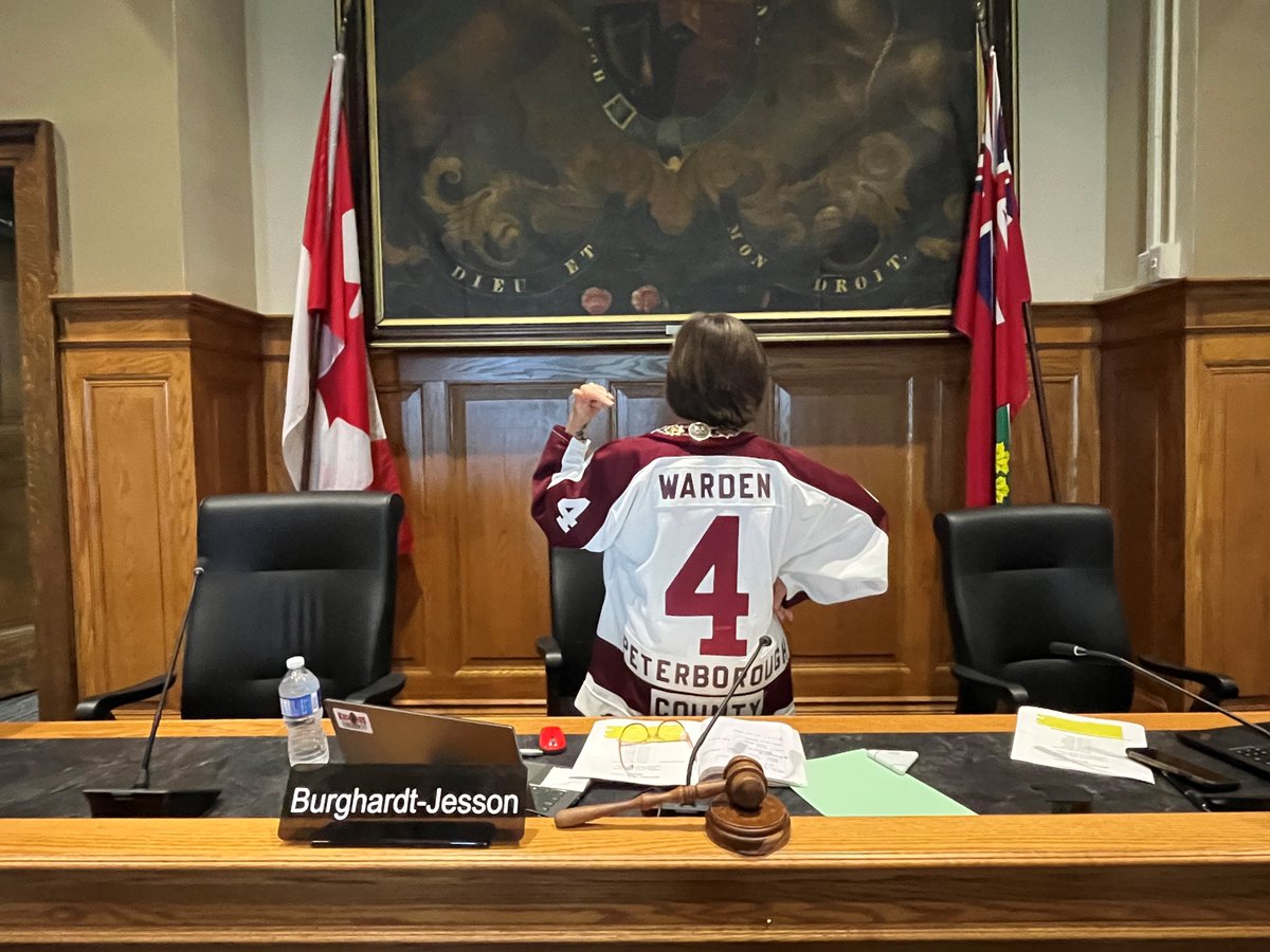 As promised, Warden Cathy Burghardt-Jesson humbly wears Warden Bonnie Clark's own jersey of @PtboCounty during council honouring the wager that was made after the @PetesOHLhockey defeated the @LondonKnights during the OHL Championship series! bit.ly/3p5XDS5