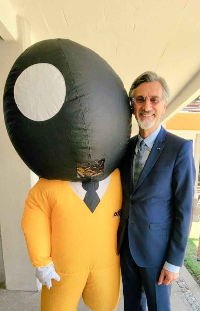 La celebración 🎉 de los 50 años 🎂 de la presencia de #BIC 🇨🇵 🖊 en 🇲🇽 fue todo un exito. No me extraña porque...
¡"BIC no sabe fallar"!