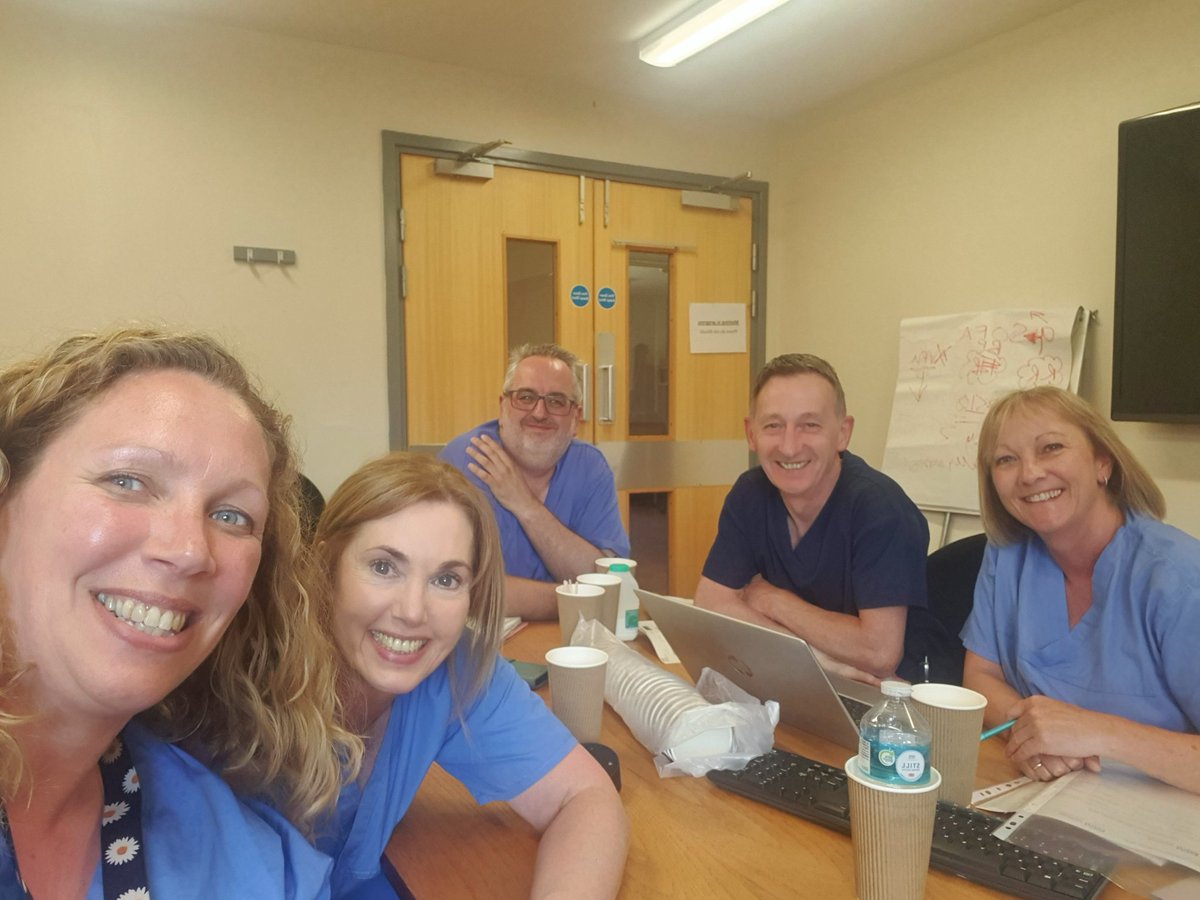 Joined @AiredaleTheatr1 on an amazing visit to @HDFTtheatredsu last week! Huge thanks to Steve for showing us all of ur improvement work, ur teams are fab!!🤩 @WYAAT_Hospitals @lare73 @sherieherpe2 @asifa_a @RussNightingale @DadaC007 @Lucy_Cole_NHS #wyaatcollaboration #ER #WF ⭐️